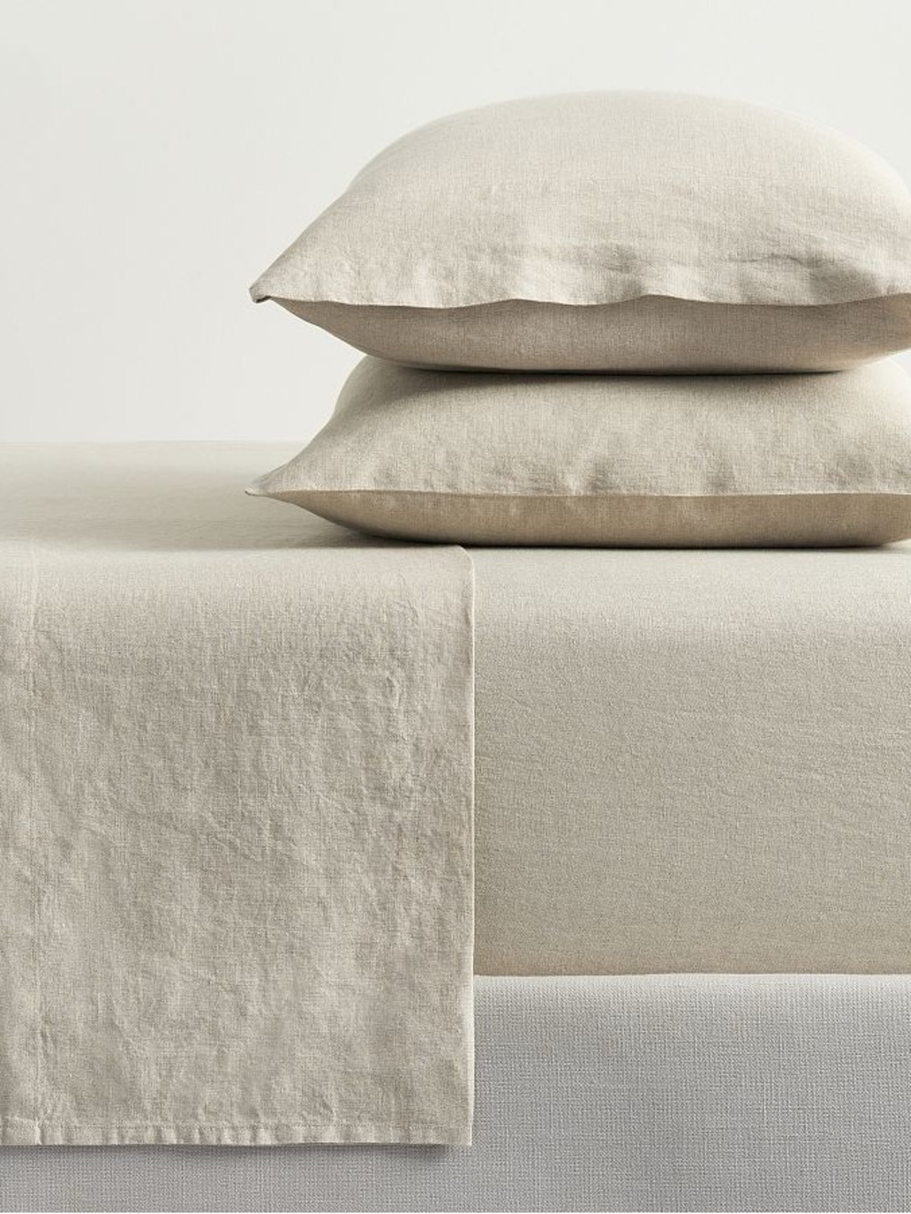 Ballard Designs European Linen Sheet Set - King